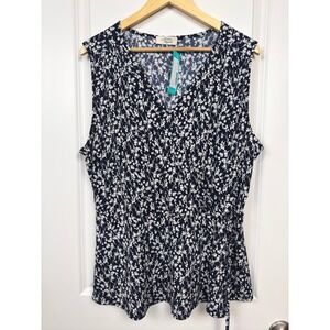 Beacon Apparel Kaique Surplice Knit Top Navy White Floral 2X Stitch Fix NWT
